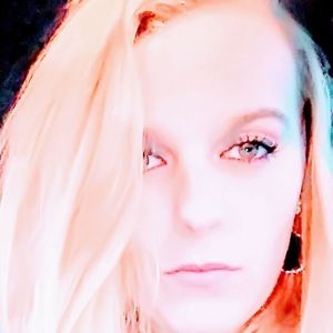 Meet your Posher, Kaylee